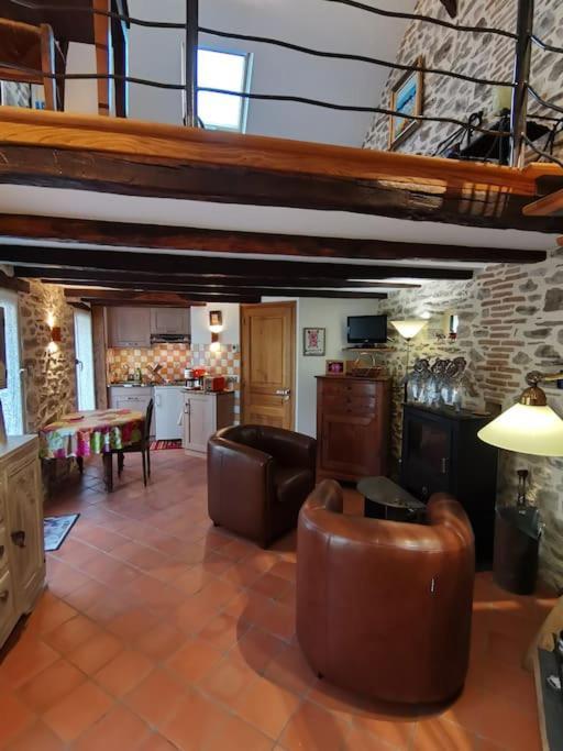 La Petite Porcherie Ladignac-le-Long Buitenkant foto