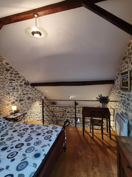 La Petite Porcherie Ladignac-le-Long Buitenkant foto