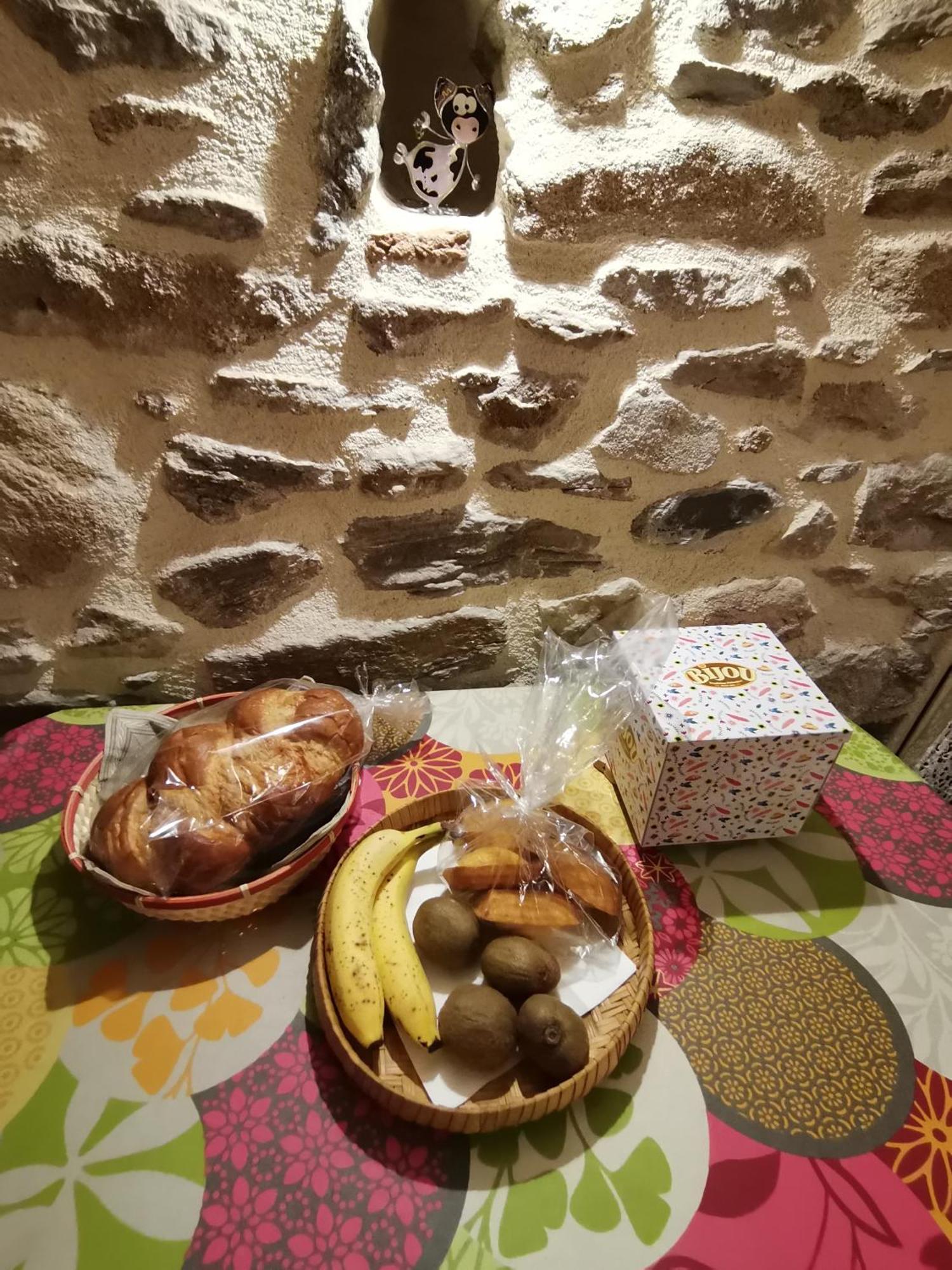 La Petite Porcherie Ladignac-le-Long Buitenkant foto
